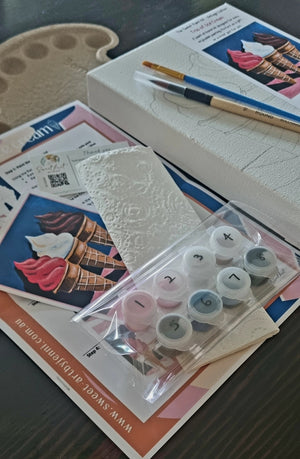 Sweet-Art by Jenni -  The Sweet Paint Kit- Trio of Ice Cream - Vintage Edition